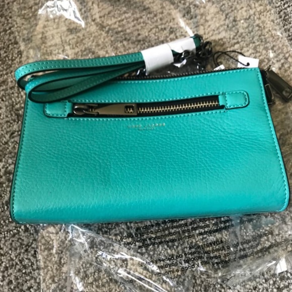 New Authentic Marc Jacobs Small Leather Crossbody Bag - Picture 4 of 6